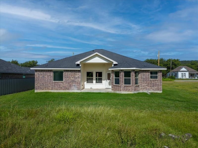 1007 SW 2nd Avenue, Mineral Wells TX 76067 - Photo 37