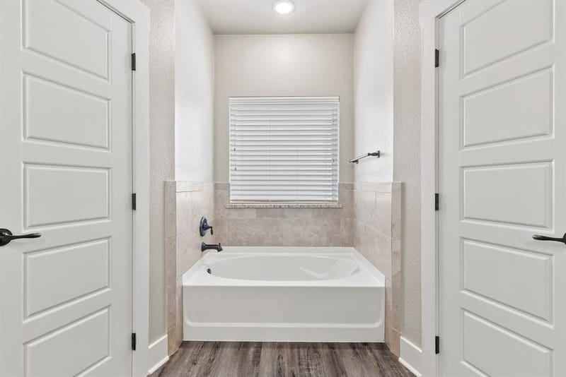 411 Mesa Drive, Lone Oak TX 75453 - Photo 7