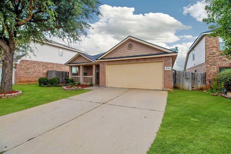 8141 Plateau Drive, Fort Worth TX 76120 - Photo 2