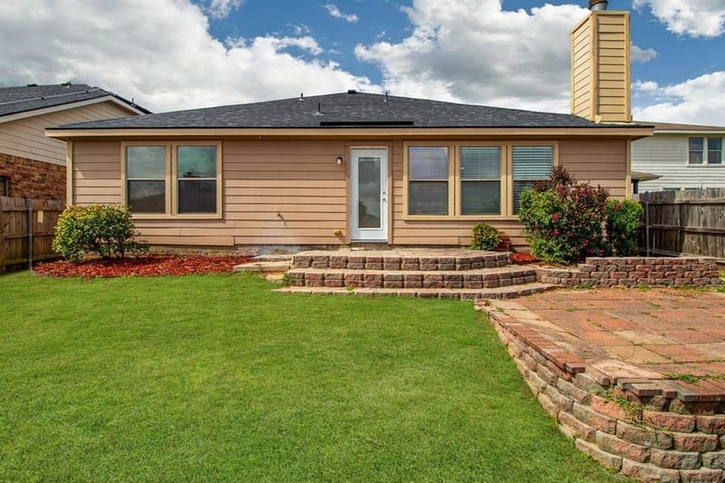 8141 Plateau Drive, Fort Worth TX 76120 - Photo 19