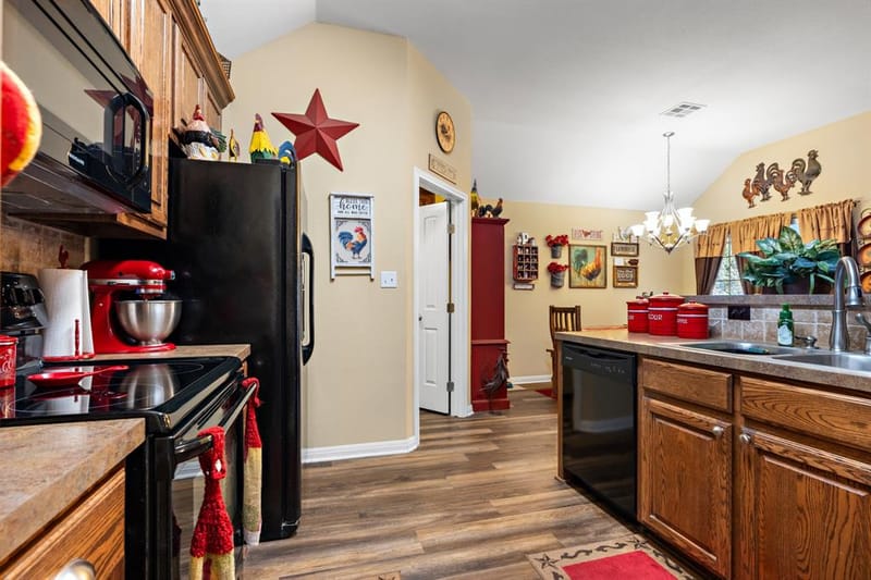 219 Oak Meadow Trail, Waco TX 76657 - Photo 15