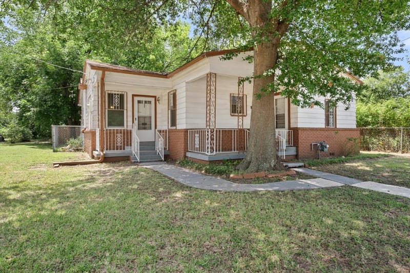 1021 Martin Luther King Jr Boulevard, Corsicana TX 75110 - Photo 30