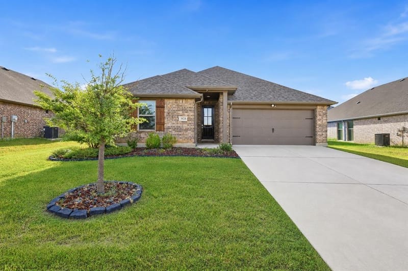 3020 Cliffview Drive, Sanger TX 76266 - Photo 3