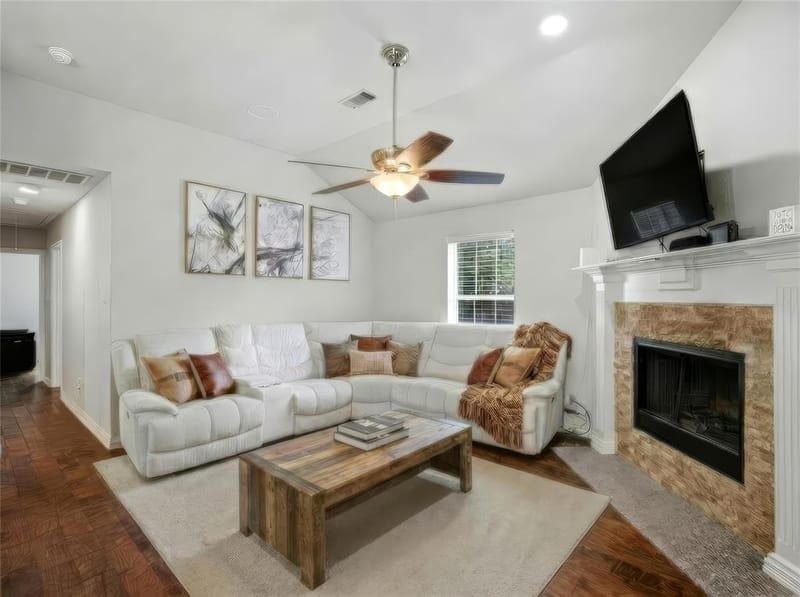416 Scott Lane, Pilot Point TX 76258 - Photo 5