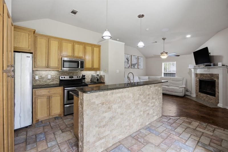 416 Scott Lane, Pilot Point TX 76258 - Photo 9