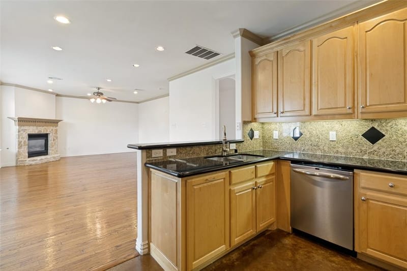 5727 Vickery Boulevard, Dallas TX 75206 - Photo 20
