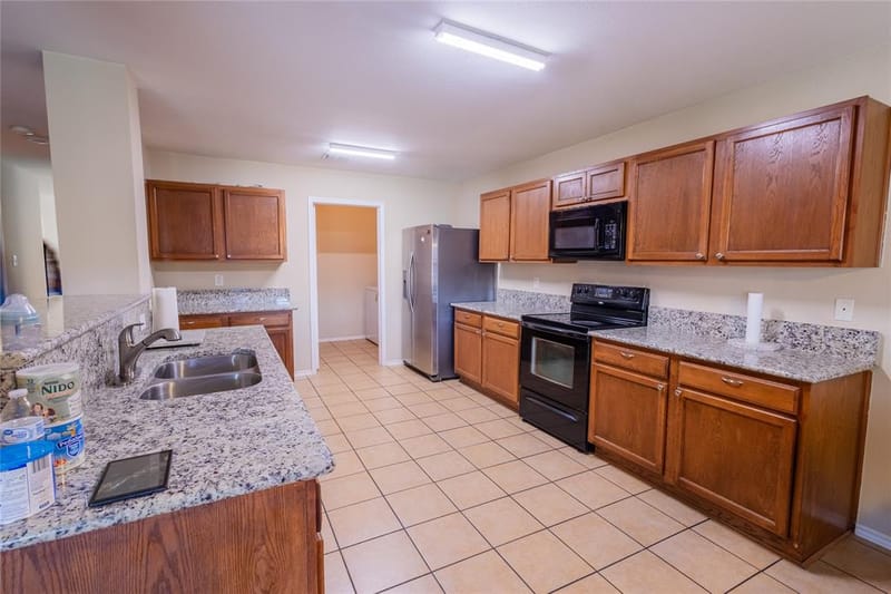 5718 Green Ivy Road, Denton TX 76210 - Photo 8