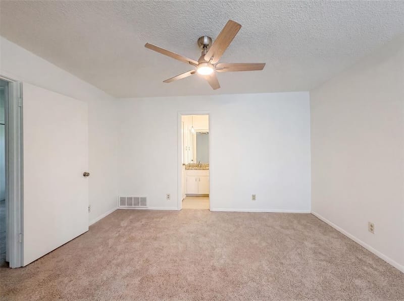 4612 Kenway Court, Fort Worth TX 76132 - Photo 12