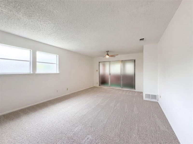 4612 Kenway Court, Fort Worth TX 76132 - Photo 8