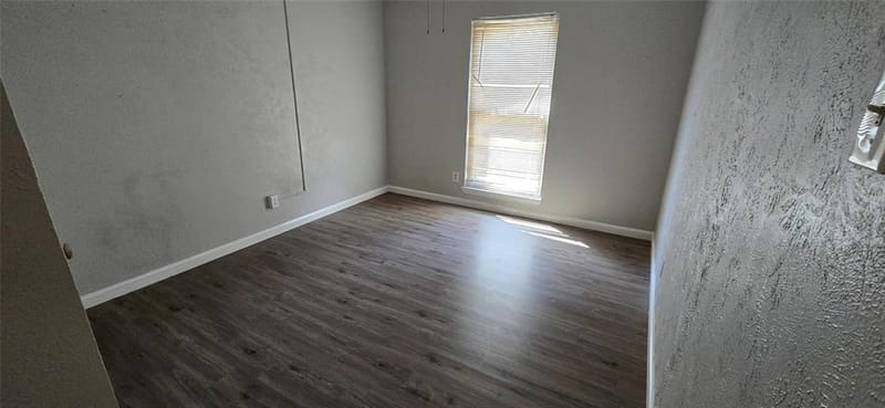 7322 Long Canyon Trail, Dallas TX 75249 - Photo 13
