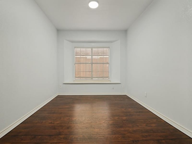 2811 Gillespie Lane, Grand Prairie TX 75052 - Photo 13
