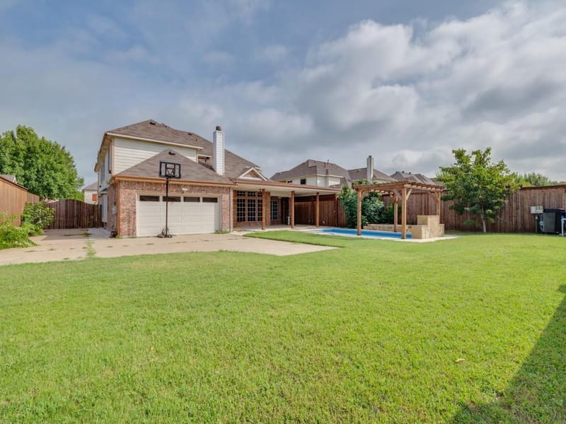 2811 Gillespie Lane, Grand Prairie TX 75052 - Photo 26