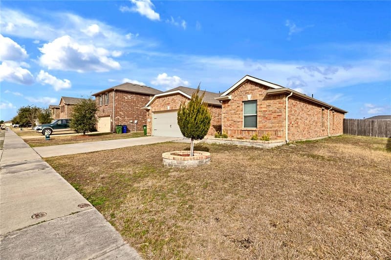 14813 Magnolia Lane, Balch Springs TX 75180 - Photo 2