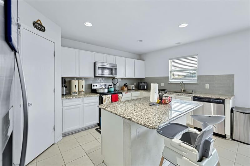 14813 Magnolia Lane, Balch Springs TX 75180 - Photo 11