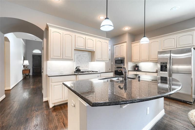 11317 Dujon Lane, Dallas TX 75218 - Photo 7