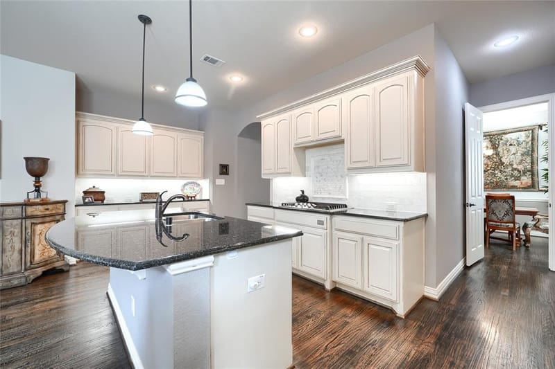 11317 Dujon Lane, Dallas TX 75218 - Photo 8