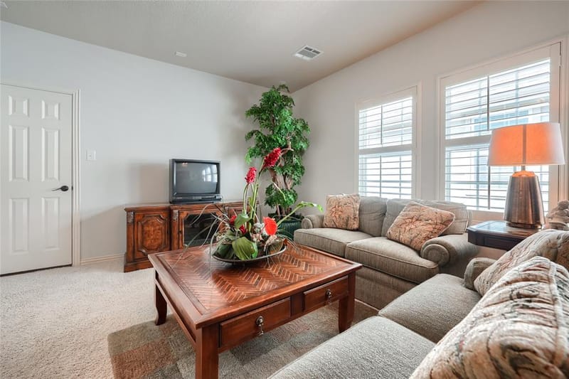 11317 Dujon Lane, Dallas TX 75218 - Photo 25