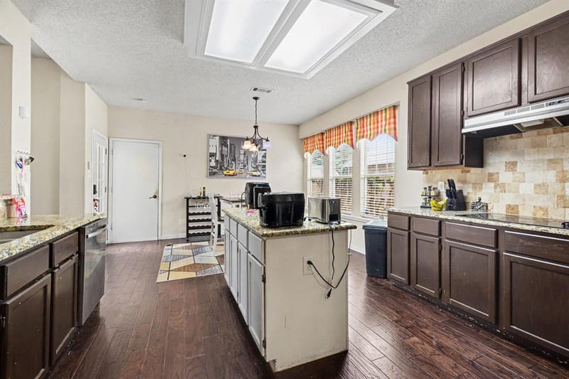 1206 Brook Drive, Allen TX 75002 - Photo 5