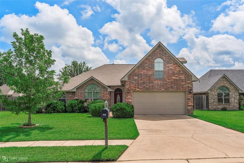 106 Lola Circle, Benton LA 71006