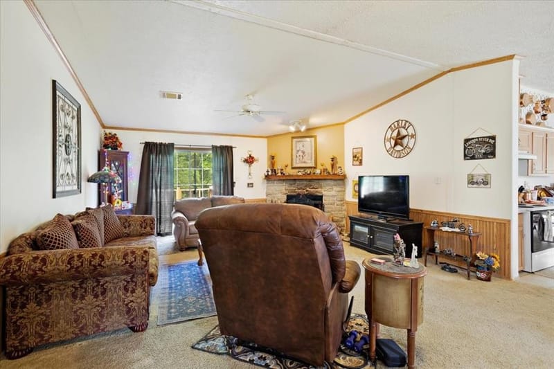 1022 County Road 2295, Telephone TX 75488 - Photo 12