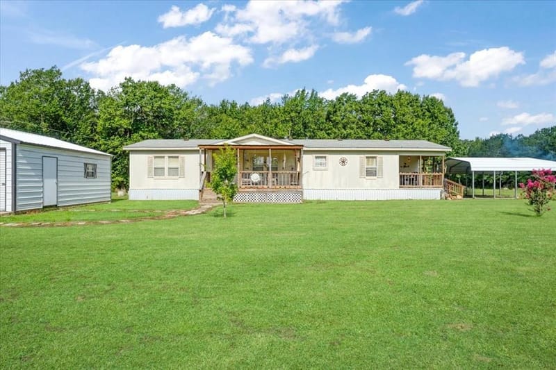 1022 County Road 2295, Telephone TX 75488 - Photo 3
