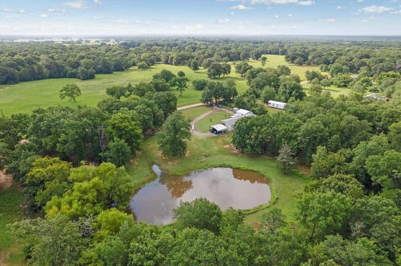 1022 County Road 2295, Telephone TX 75488 - Photo 32