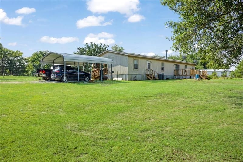1022 County Road 2295, Telephone TX 75488 - Photo 24