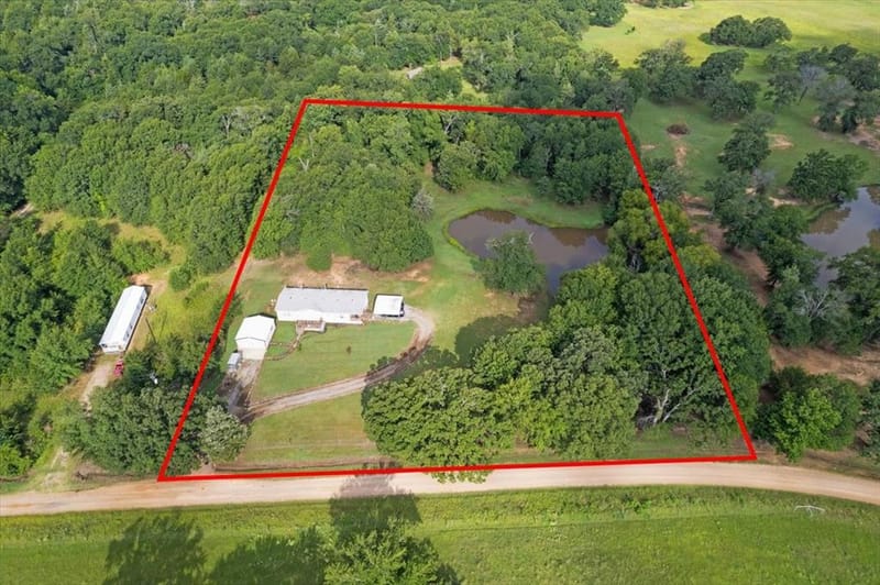 1022 County Road 2295, Telephone TX 75488 - Photo 29