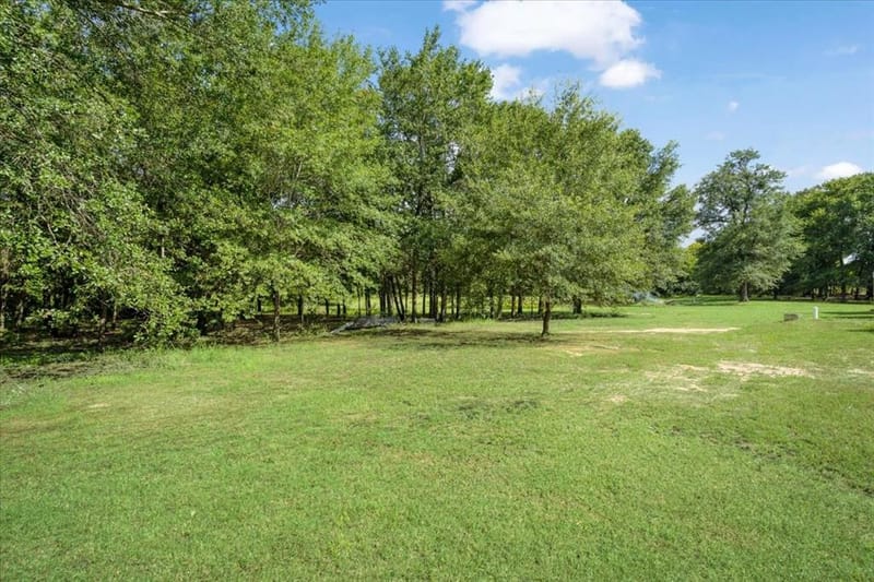 1022 County Road 2295, Telephone TX 75488 - Photo 25