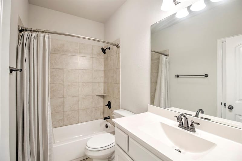 1809 SILVER OAKS, Gainesville TX 76240 - Photo 21