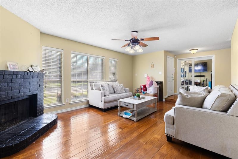 1409 Bregenz Lane, Lewisville TX 75067 - Photo 5