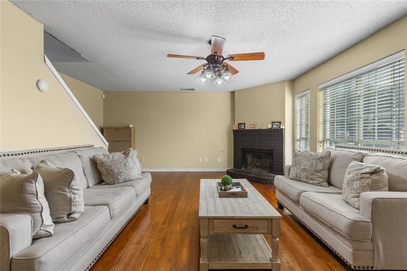1409 Bregenz Lane, Lewisville TX 75067 - Photo 4