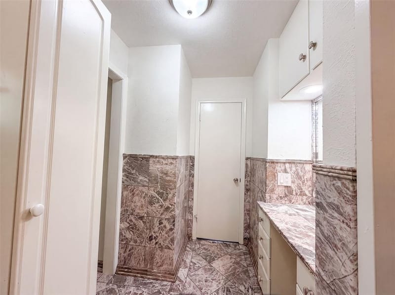 725 Ridgecrest Drive, Irving TX 75060 - Photo 22