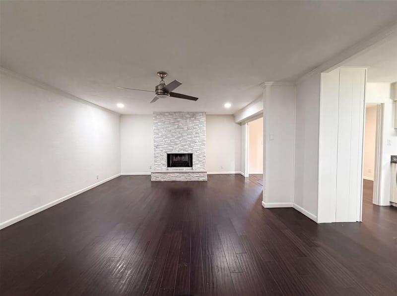 725 Ridgecrest Drive, Irving TX 75060 - Photo 3