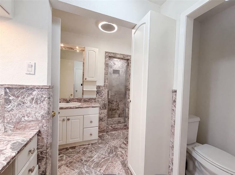 725 Ridgecrest Drive, Irving TX 75060 - Photo 19
