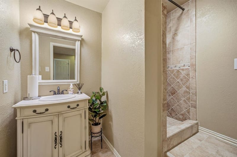 125 Rustling Elm Way, Azle TX 76020 - Photo 34