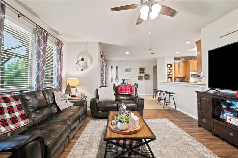 8 Tallwood Lane, Edgecliff Village TX 76134 - Photo 12