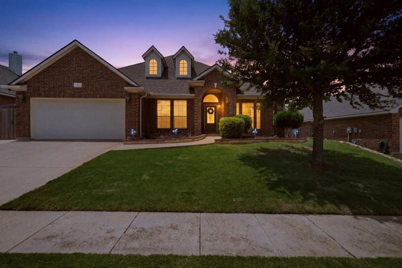 8 Tallwood Lane, Edgecliff Village TX 76134 - Photo 7