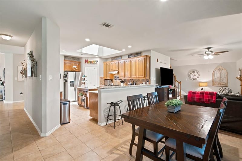 8 Tallwood Lane, Edgecliff Village TX 76134 - Photo 18