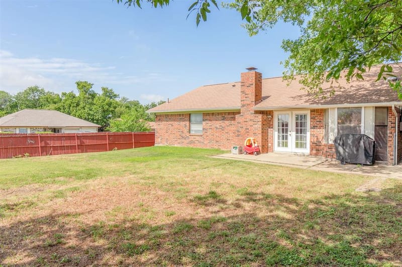 6500 Hughes Drive, Watauga TX 76148 - Photo 26