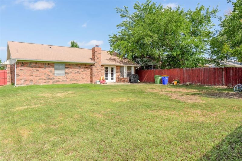 6500 Hughes Drive, Watauga TX 76148 - Photo 25