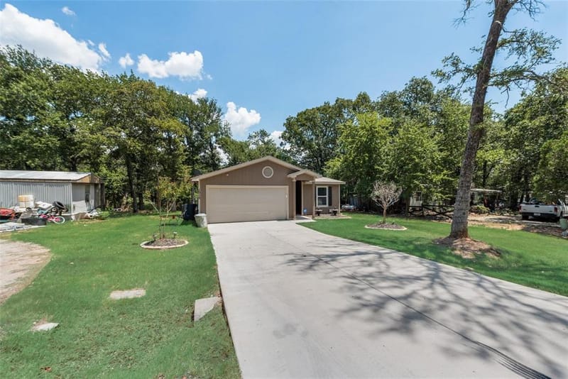 1312 Dawn Court, Pelican Bay TX 76020 - Photo 2