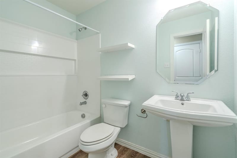 1312 Dawn Court, Pelican Bay TX 76020 - Photo 10