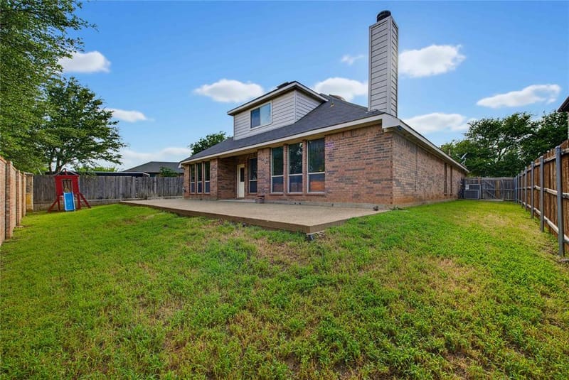 11 Beechcreek Drive, Edgecliff Village TX 76134 - Photo 32