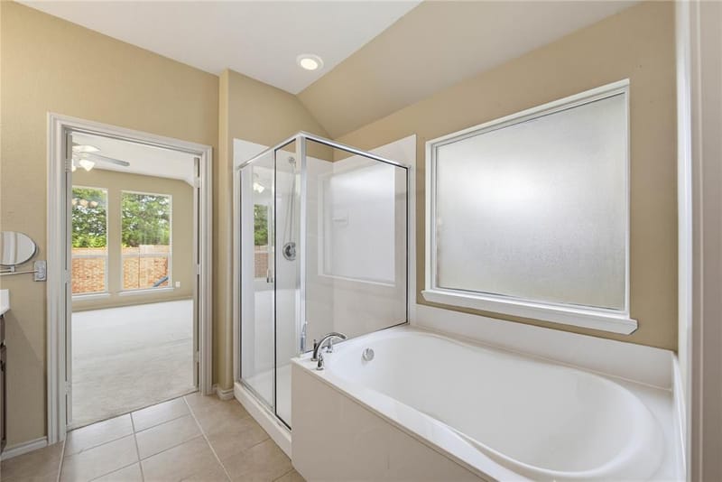 11 Beechcreek Drive, Edgecliff Village TX 76134 - Photo 24