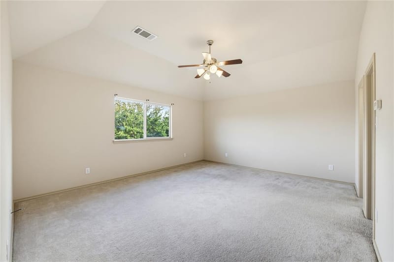 11 Beechcreek Drive, Edgecliff Village TX 76134 - Photo 10