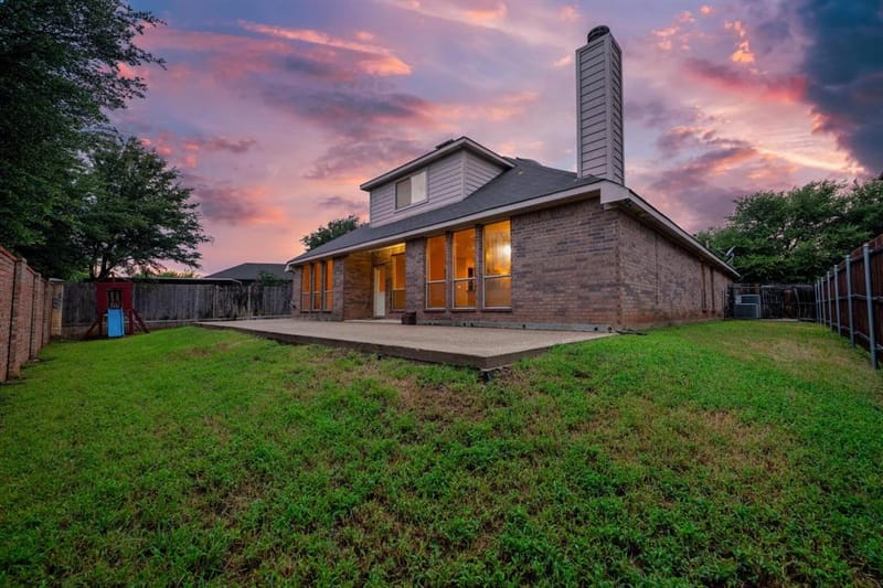 11 Beechcreek Drive, Edgecliff Village TX 76134 - Photo 40
