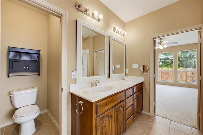 11 Beechcreek Drive, Edgecliff Village TX 76134 - Photo 25