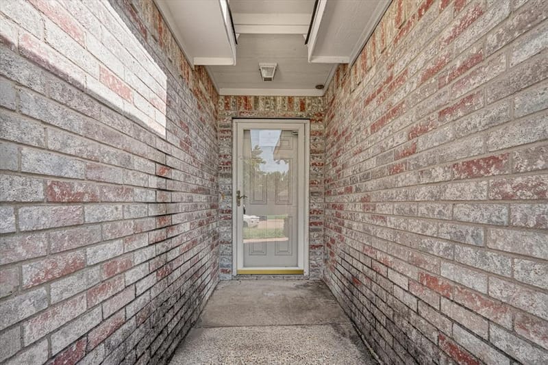 1414 Aviary Drive, DeSoto TX 75115 - Photo 4