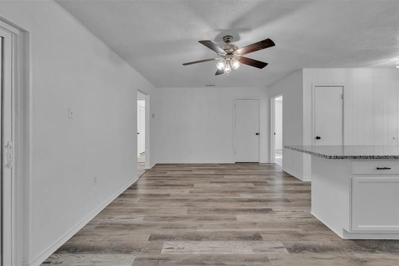 3407 NE 10th Street, Mineral Wells TX 76067 - Photo 12